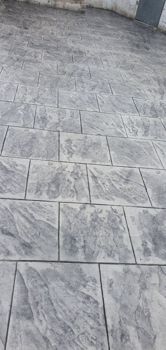 frank   teléfono  664552920