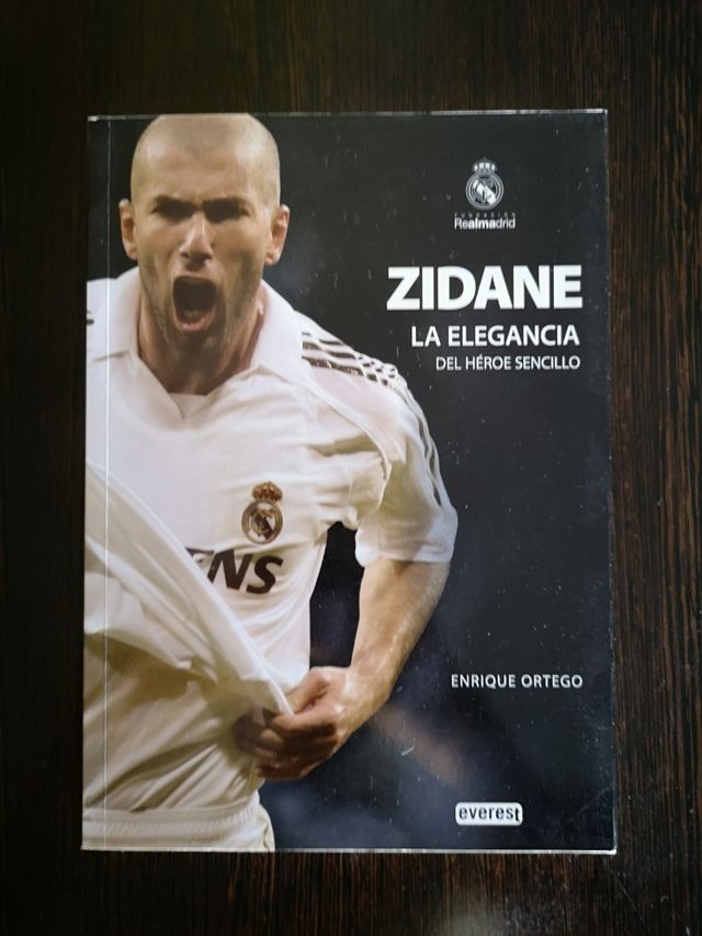 Libro del Real Madrid de Zinedine Zidane.