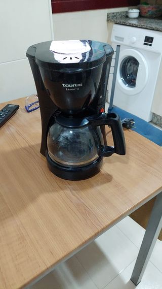 Se vende cafetera de goteo taurus de segunda mano por 10 EUR en Pontevedra  en WALLAPOP