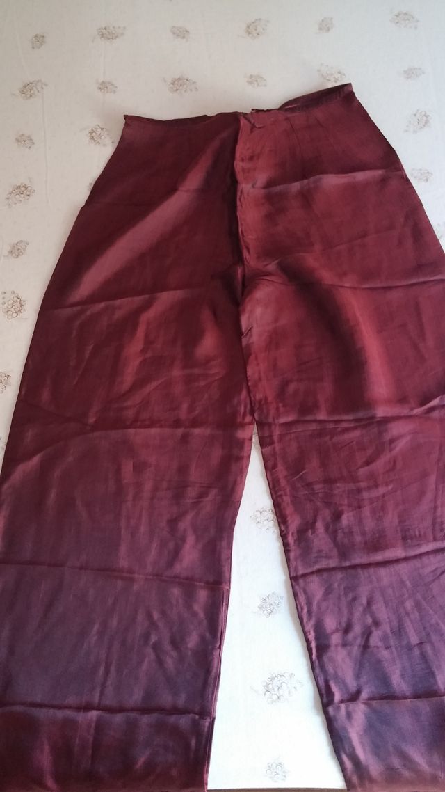 COMPLETO DI SETA INDIANA NUOVISSIMO