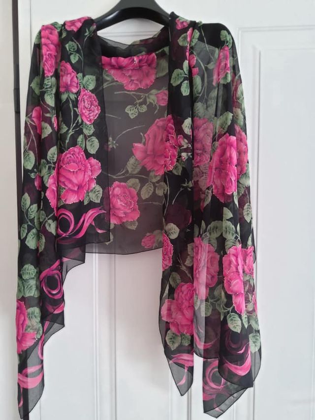 Scialle/foulard/stola a fiori
