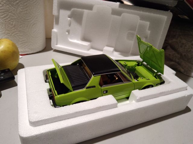 1/18 maqueta Fiat x 1/9 1974