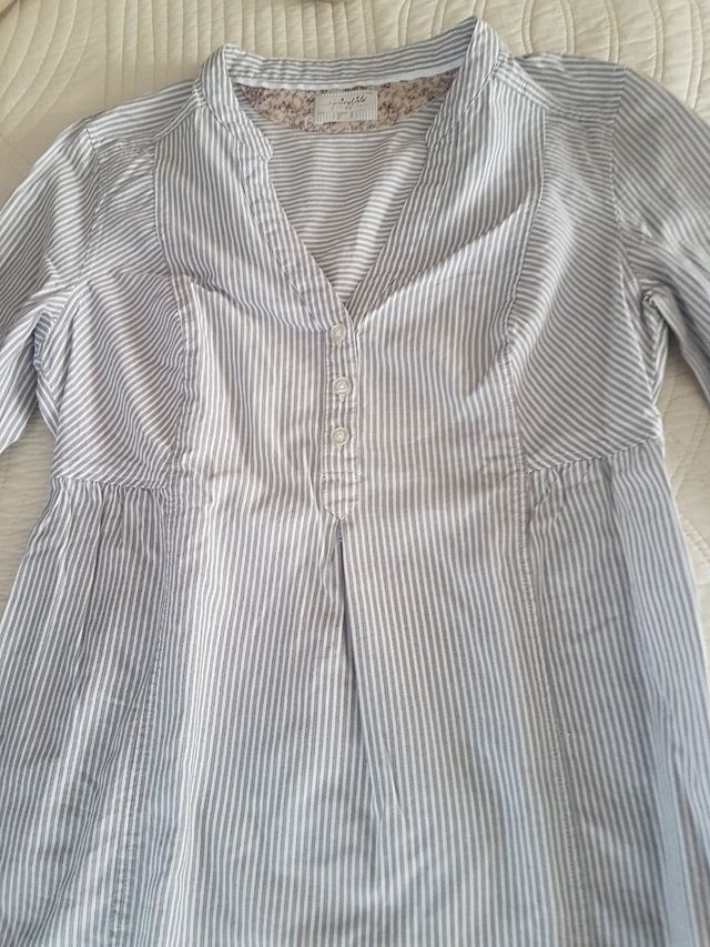 camisa rayas blancas azules