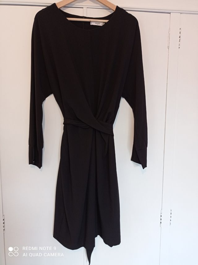Elegante vestido negro