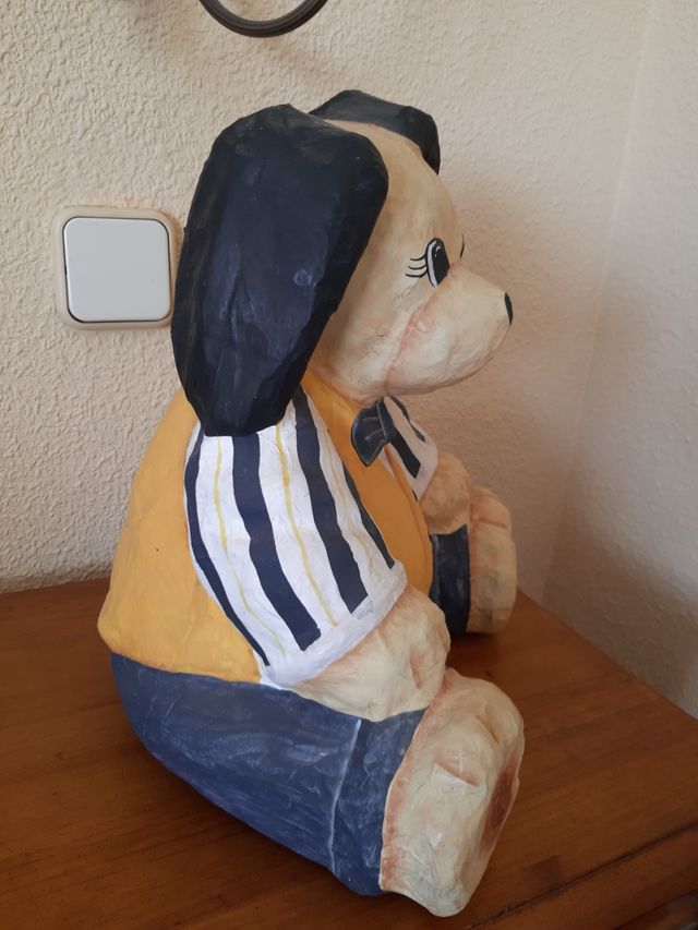 PERRO DE PAPEL MACHE