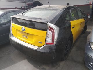 Toyota Prius Plug-In 2012
