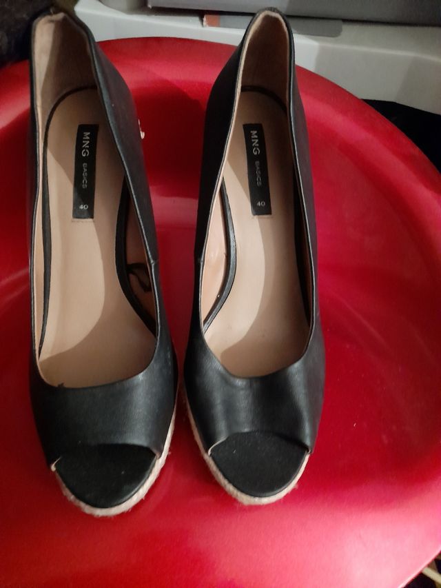 Sandalias cuña 39-40