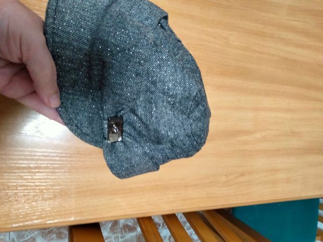 gorra de vestir de tela