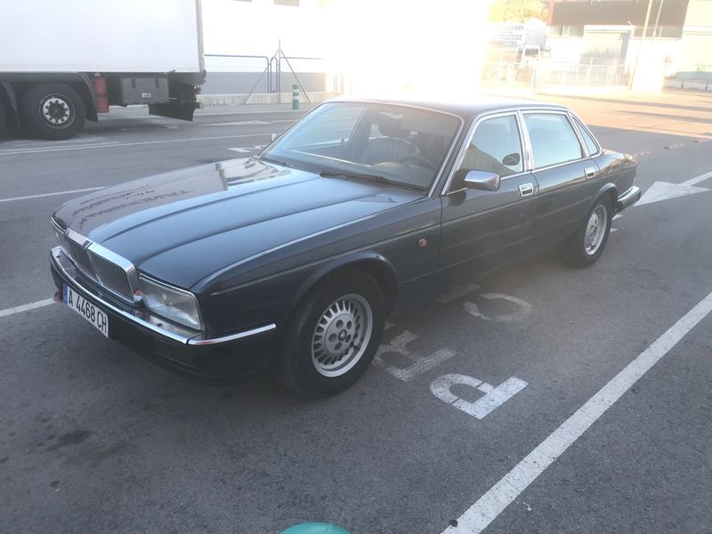 Jaguar XJ 1993 - foto 1