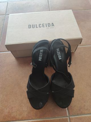 Sandalias Dulceida by krack de segunda mano por 55 EUR en León en WALLAPOP