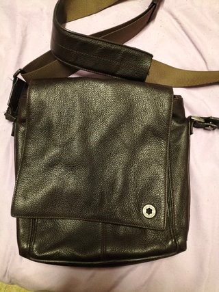 Bolso hombre Montblanc de segunda mano por 180 EUR en Lloret de Mar en  WALLAPOP