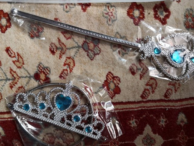 Disfraz de Frozen nuevo con muy poco uso