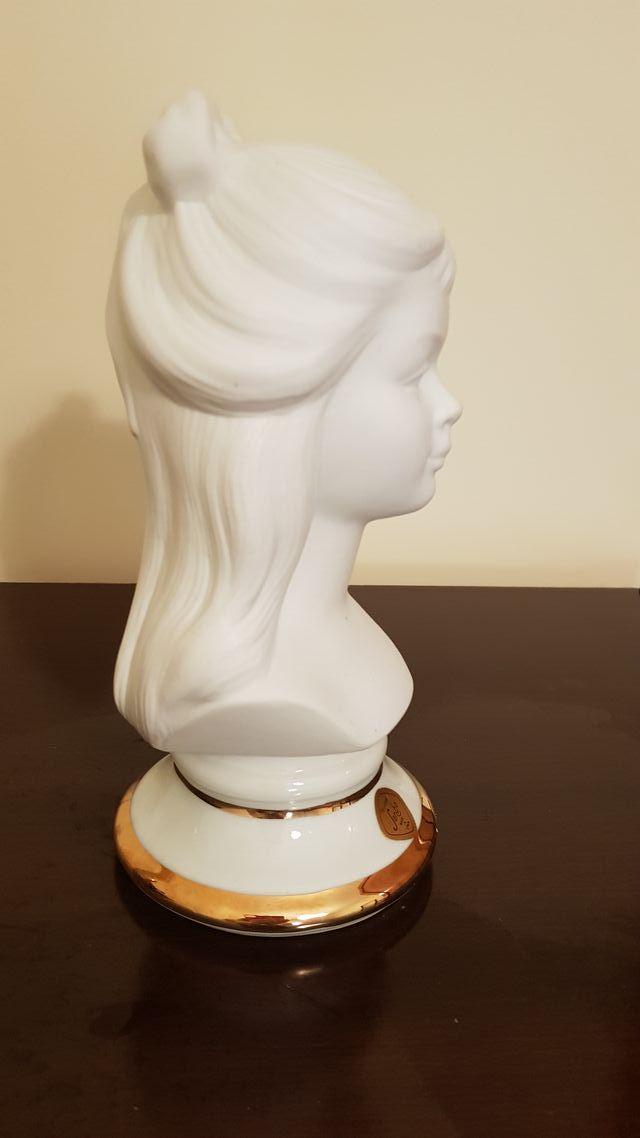 BUSTO DE PORCELANA - SANBO - FIGURA NIÑA - BLANCA