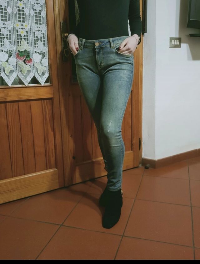 Jeans skinny di Zara