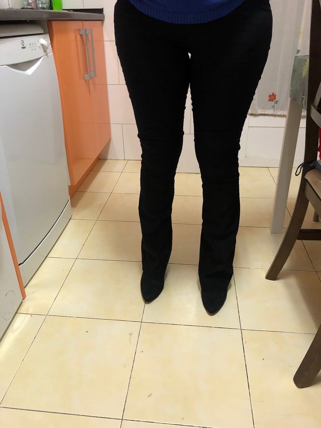 Pantalón campana elástico Mango T. M