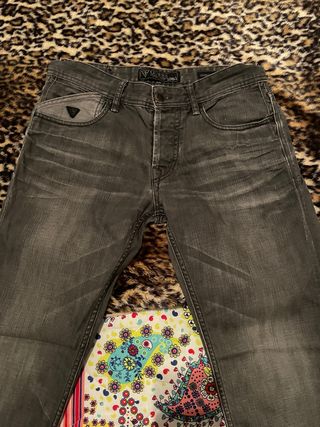 مشهد ساروف الوقاية pantalones marca guess - muradesignco.com