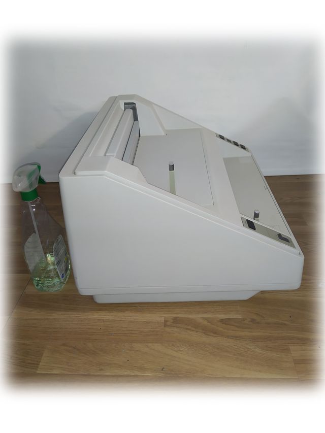 SE VENDE ENCUADERNADORA GESTETNER VELOBIND 363