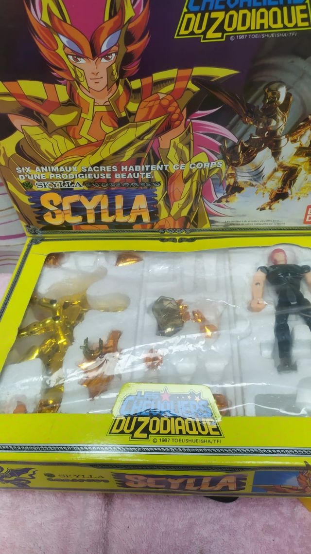 Figura caballero del zodíaco scylla ENVIO