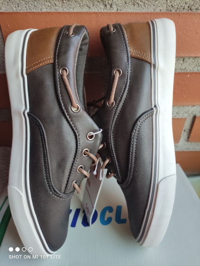 Zapatos náuticos niño Zippy. Nuevos. N. 35