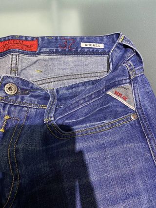 Tejanos Replay de segunda mano por 25 EUR en Premià de Mar en WALLAPOP