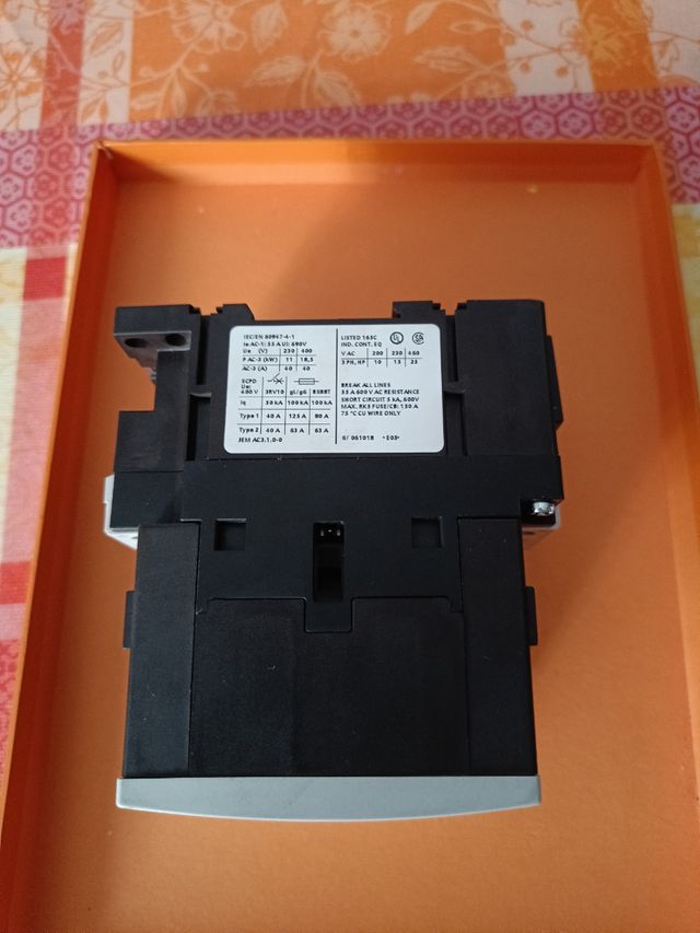 Contactor Siemens SIRIUS 3RT1535-1A..0