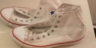converse 2 mano