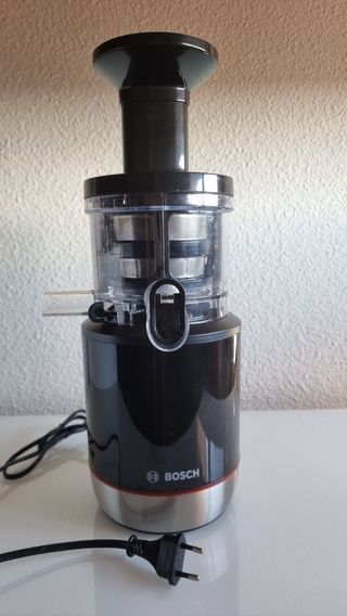 Extractor de jugos lento. de segunda mano por 125 EUR en Madrid en WALLAPOP