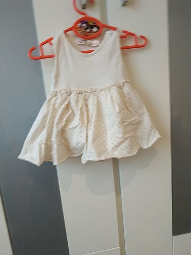 vestido zara con cubre pañal incorporado talla 6-9