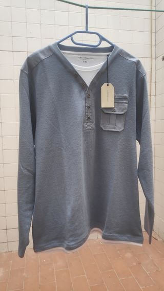 Camiseta Easy Wear hombre de segunda mano por 15 EUR en Córdoba en WALLAPOP