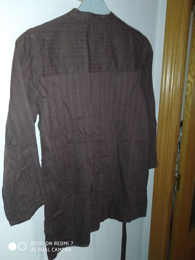 camisa de vestido de menina.