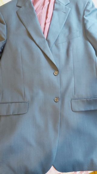 Traje de hombre Purificación García de segunda mano por 20 EUR en Salamanca  en WALLAPOP