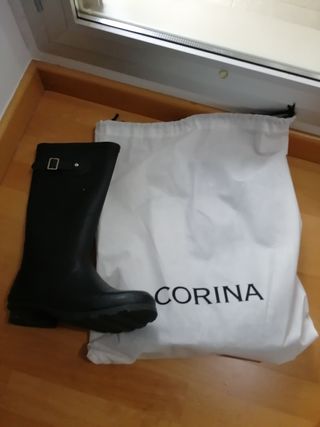 Bota agua mujer Corina de segunda mano por 25 EUR en Valencia en WALLAPOP