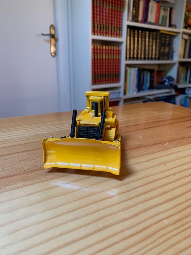 Miniatura Caterpillar