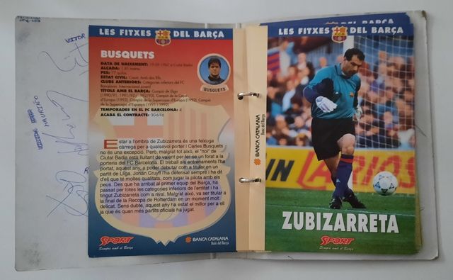 Album con fichas del Barça y firmas