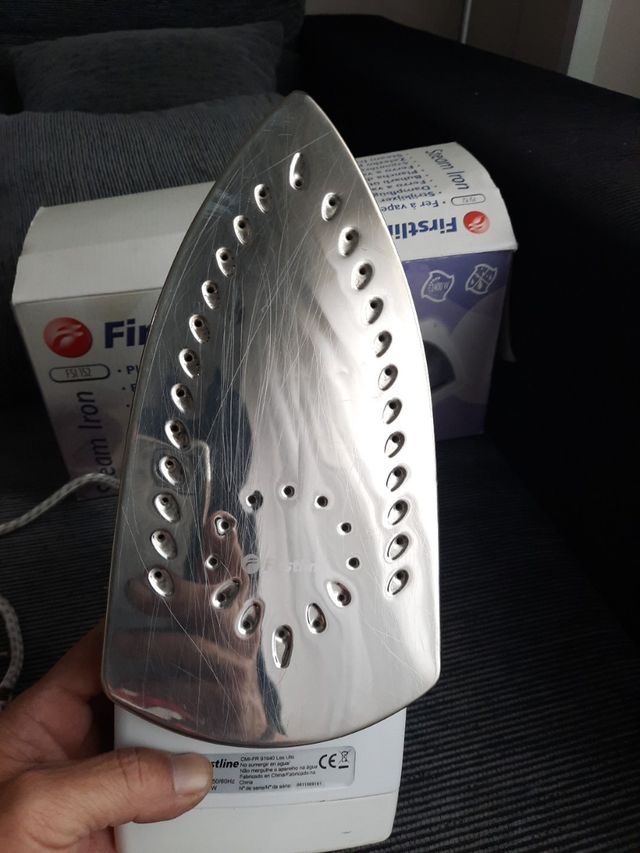 Plancha de vapor 2.400 w