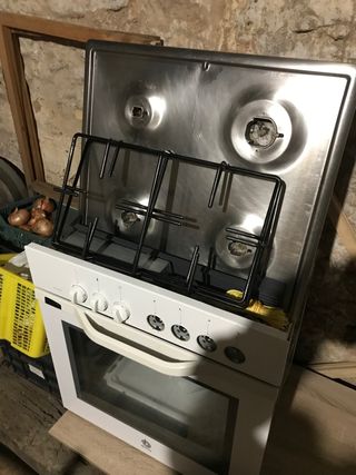 Horno y encimera de gas de segunda mano por 90 EUR en Tui en WALLAPOP