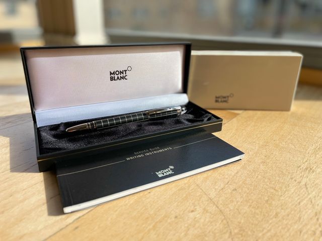 Casi Nuevo: Bolígrafo Montblanc StarWalker Caucho
