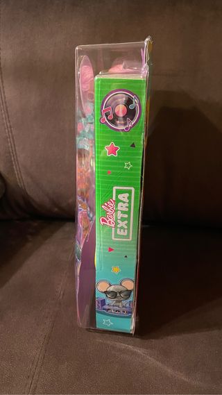 NRFB Poupée BARBIE EXTRA Deluxe 30+ LOOKS GIRL ROSE ultra