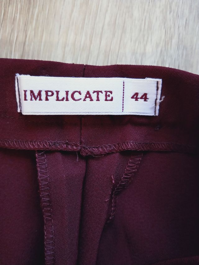 Pantalón T 42 elástico burdeos