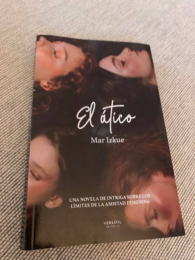 Libro el ático. Mar izkue