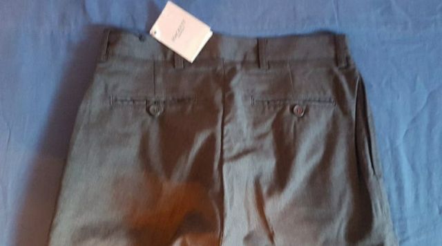 Pantalón Hackett gris talla 11-12 NUEVO 