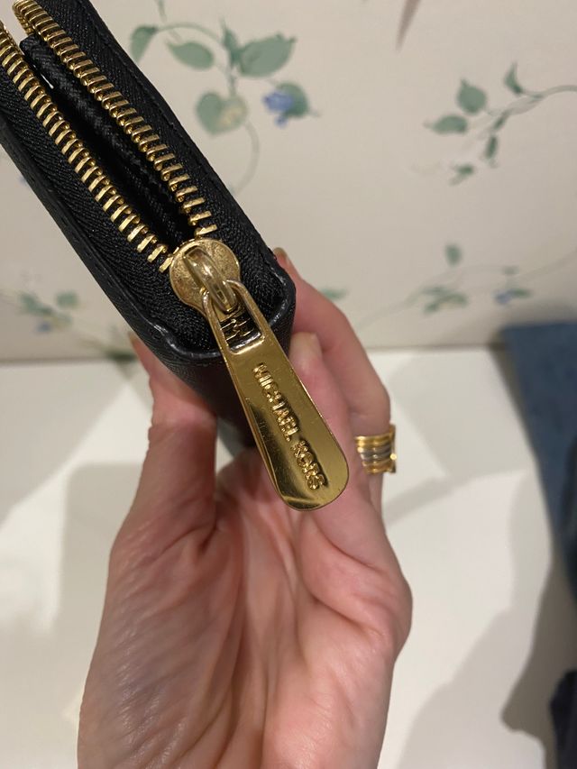 Cartera Michael Kors para Iphone, Tarjetas, bille