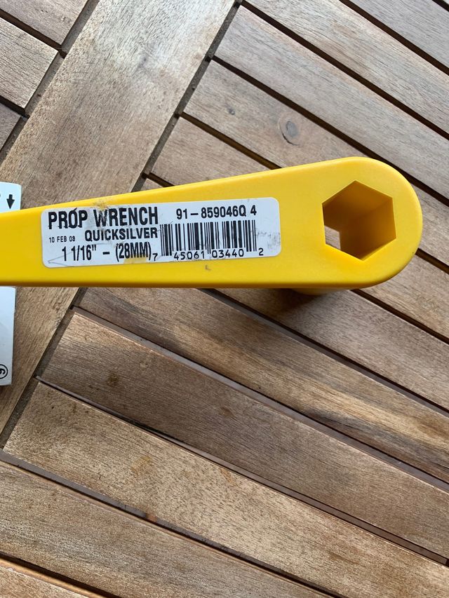 QuikSilver prop wrench