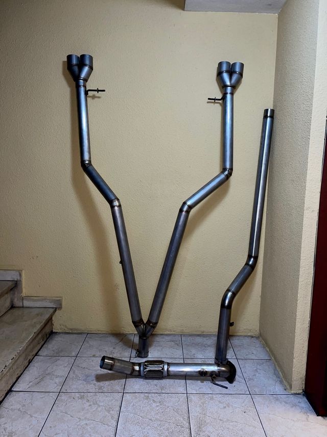 Línea escape BMW 2,5" 520 525 530 535 e60