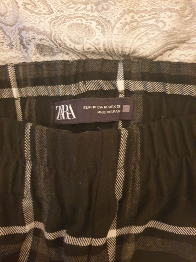 pantalon recto de Zara