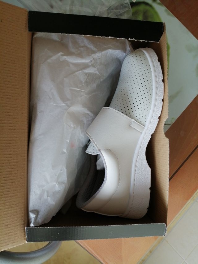 Zapatos de trabajo blancos N. 40 UNISEX