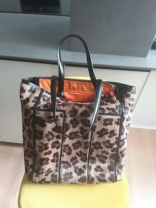 Bolso Tous shopping leopardo de segunda mano por 30 EUR en Bilbao en  WALLAPOP