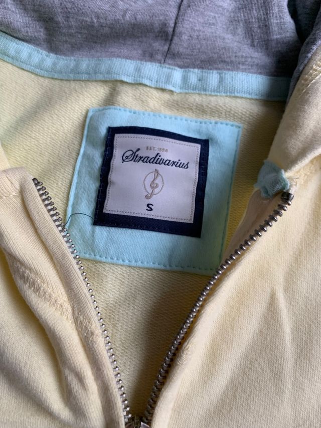 Sudadera Stradivarius