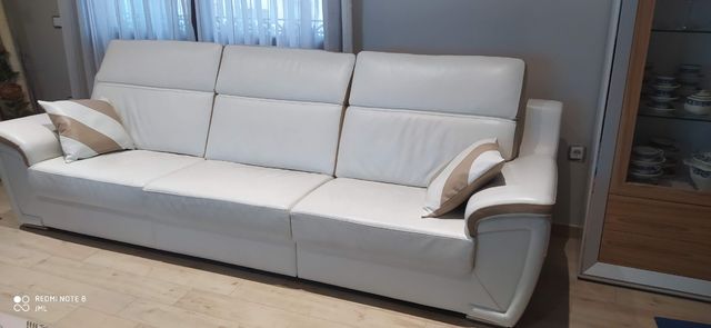 Sofá cuero bicolor 4 metros