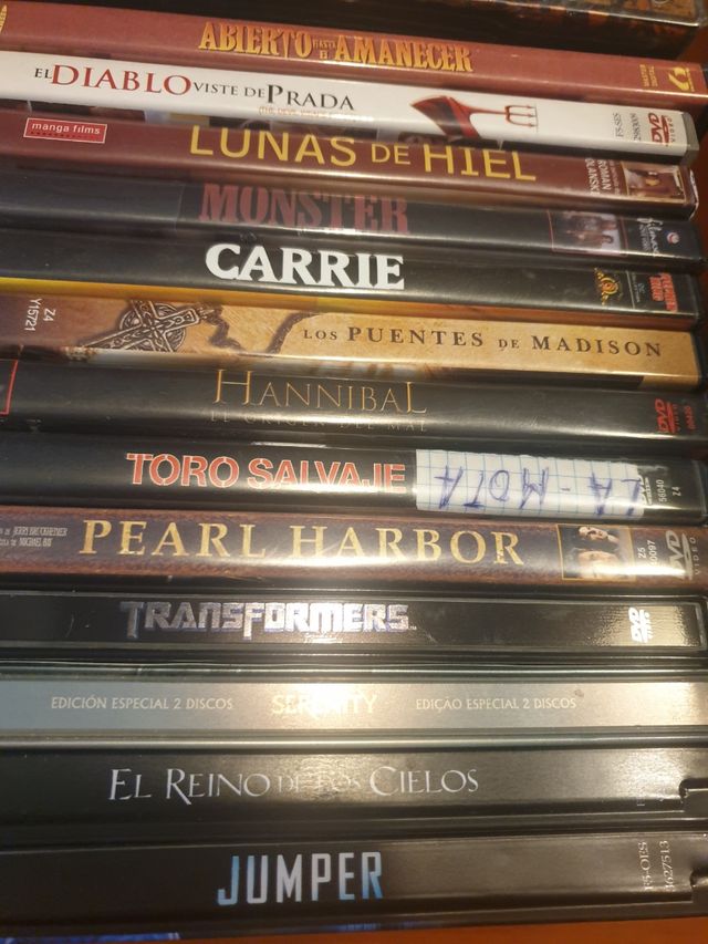 DVD 4€ c/u cajas metálicas y de 2 DVD preguntar